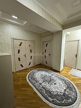 Satılır 4 otaqlı mənzil 115 m²