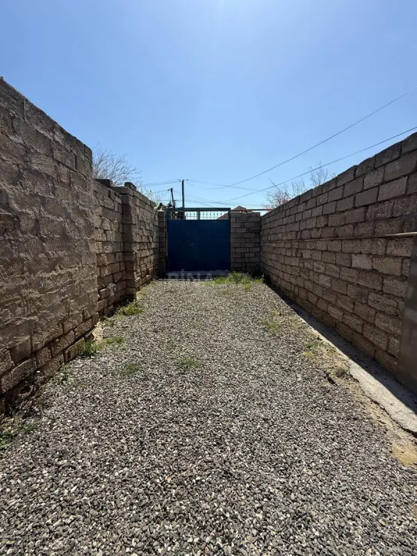 Satılır 3 otaqlı həyət evi 100 m²