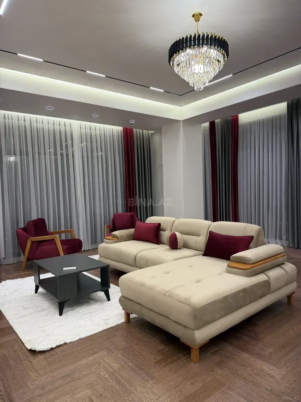 Satılır 3 otaqlı mənzil 140 m²
