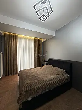 Satılır 3 otaqlı mənzil 140 m²