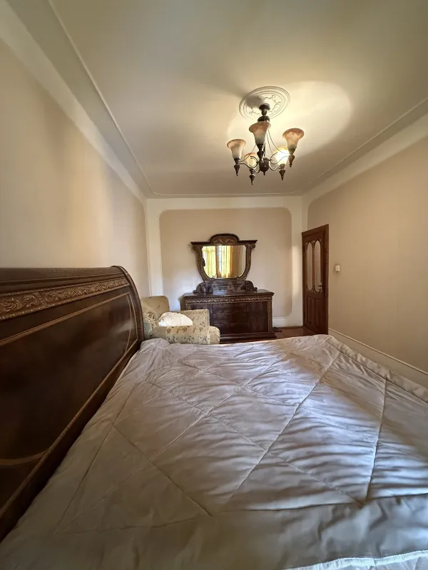 Satılır 4 otaqlı mənzil 100 m²