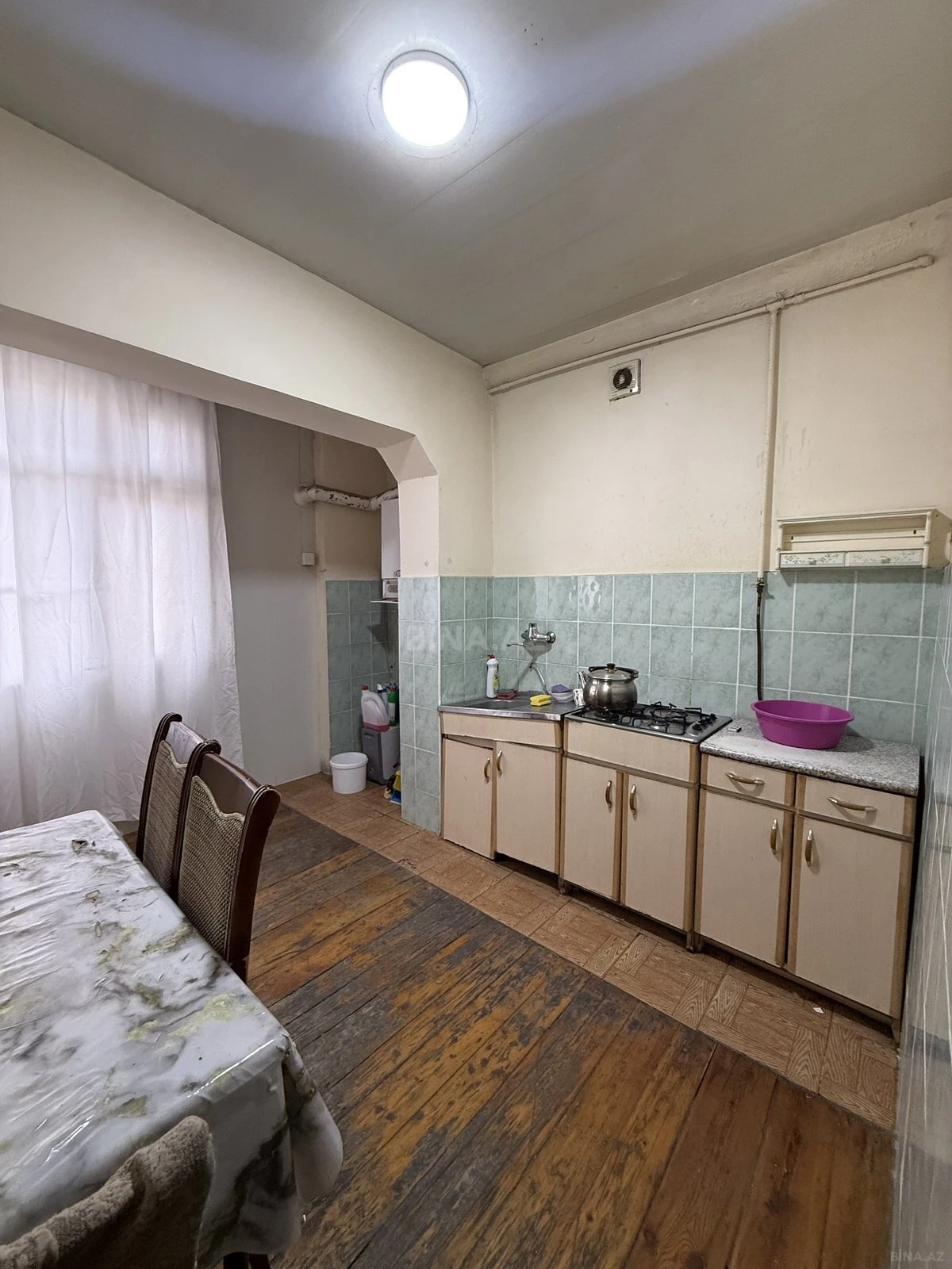 Satılır 4 otaqlı mənzil 100 m²