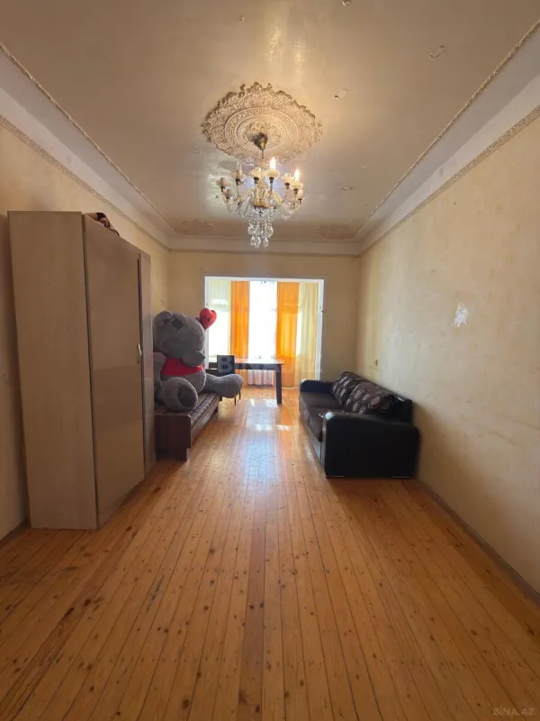 Kirayə verilir 3 otaqlı mənzil 110 m²