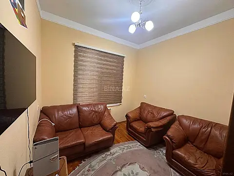 Kirayə verilir 10 otaqlı həyət evi 387 m²