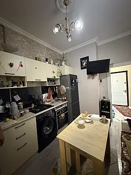 Satılır 1 otaqlı mənzil 45 m²