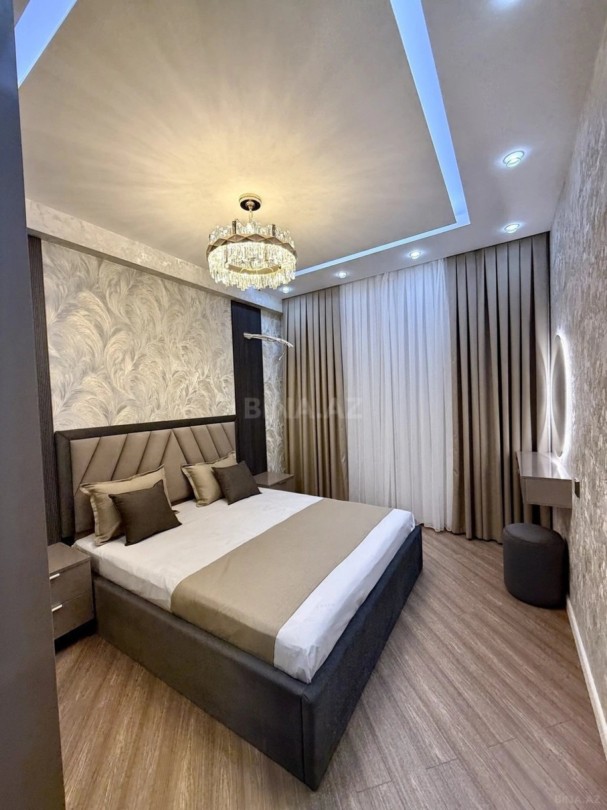 Satılır 2 otaqlı mənzil 55 m²