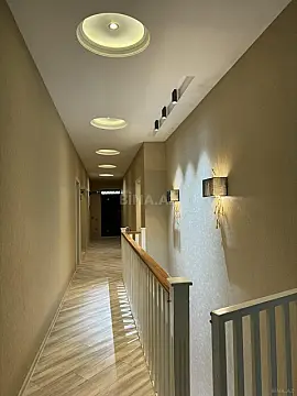 Kirayə verilir 6 otaqlı həyət evi 320 m²