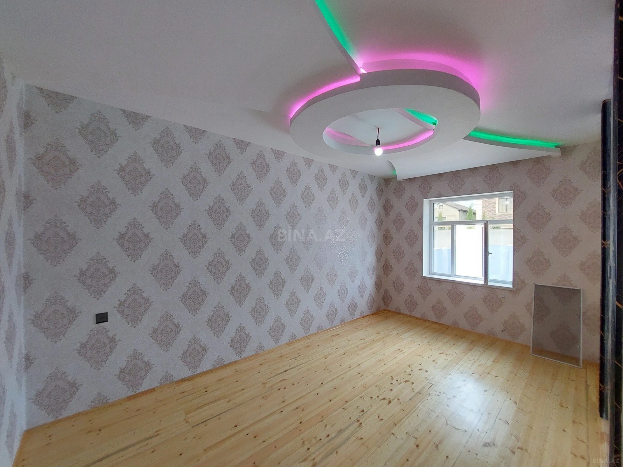 Satılır 3 otaqlı həyət evi 100 m²