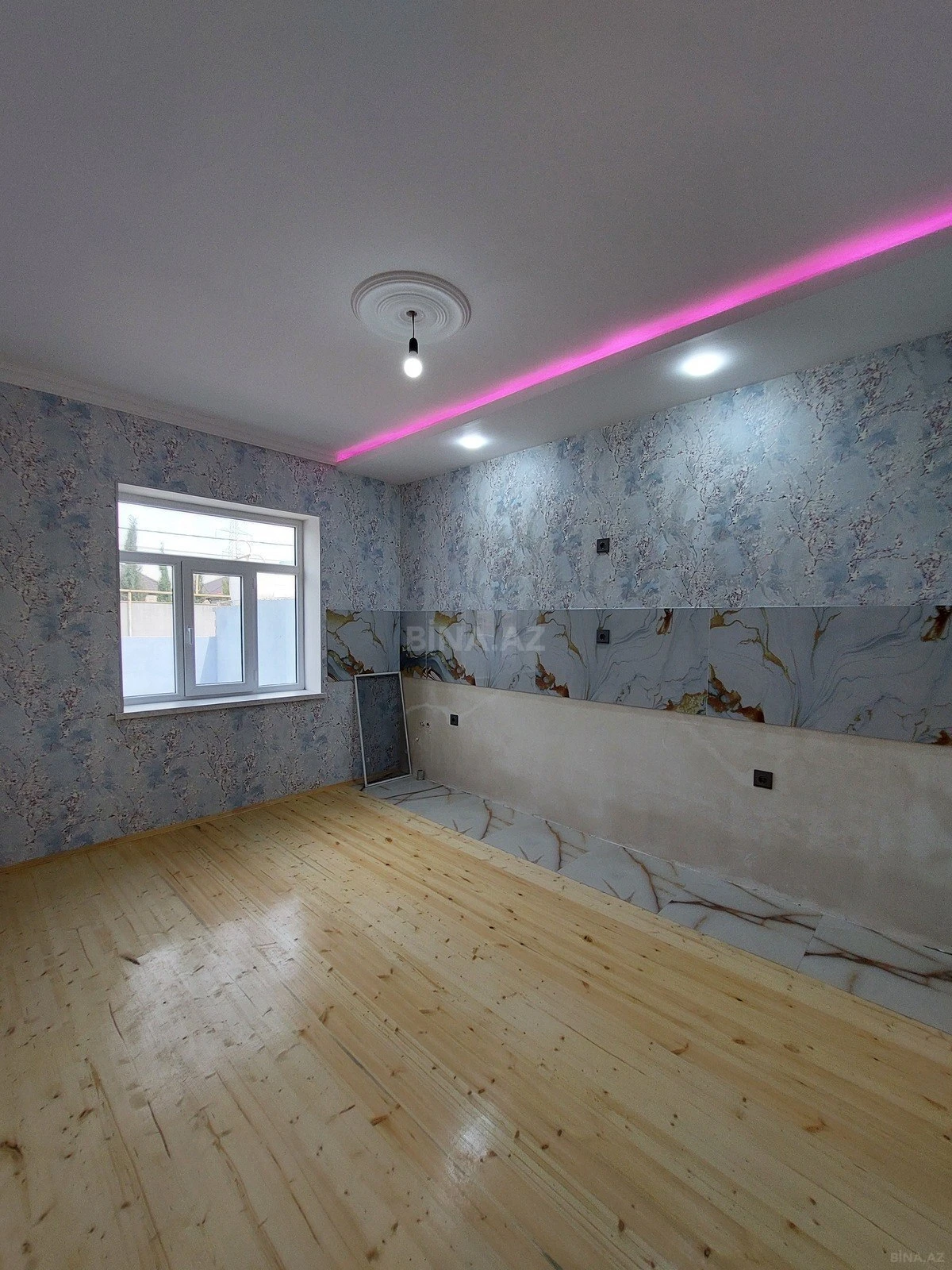 Satılır 3 otaqlı həyət evi 100 m²