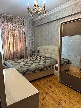 Kirayə verilir 3 otaqlı mənzil 127 m²