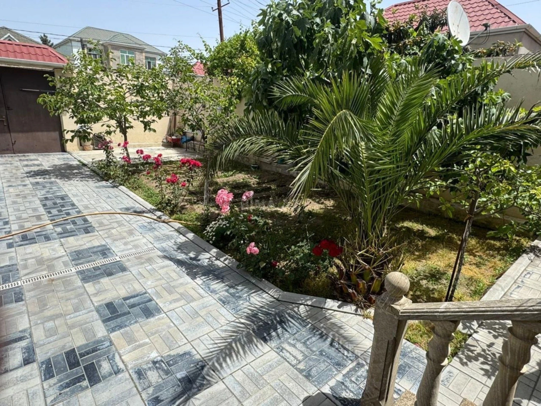 Satılır 7 otaqlı həyət evi 220 m²