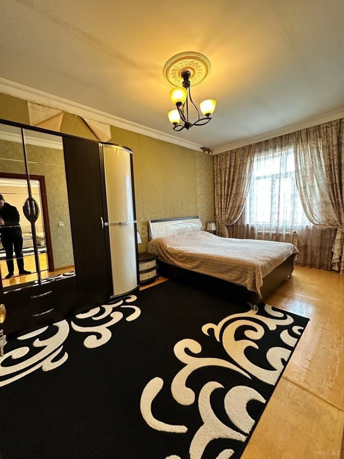 Satılır 7 otaqlı həyət evi 220 m²