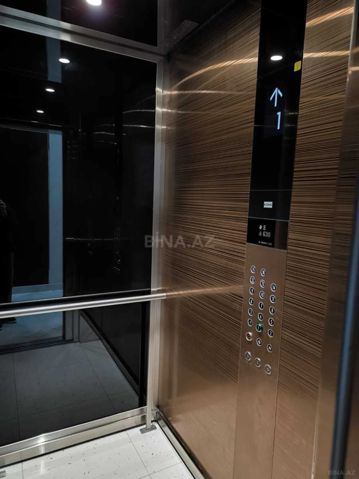 Satılır 2 otaqlı mənzil 74 m²