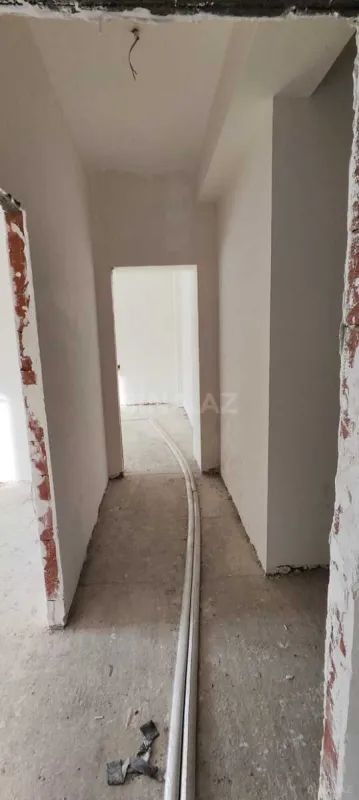 Satılır 2 otaqlı mənzil 74 m²
