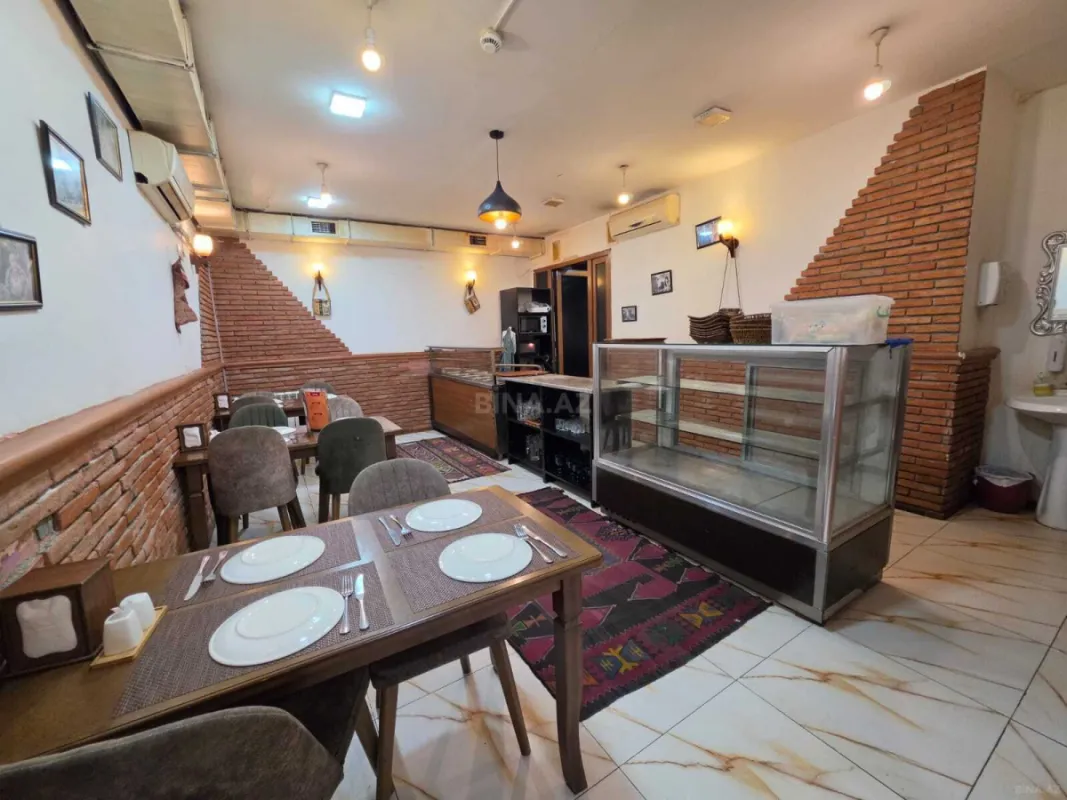 Kirayə verilir obyekt 155 m²