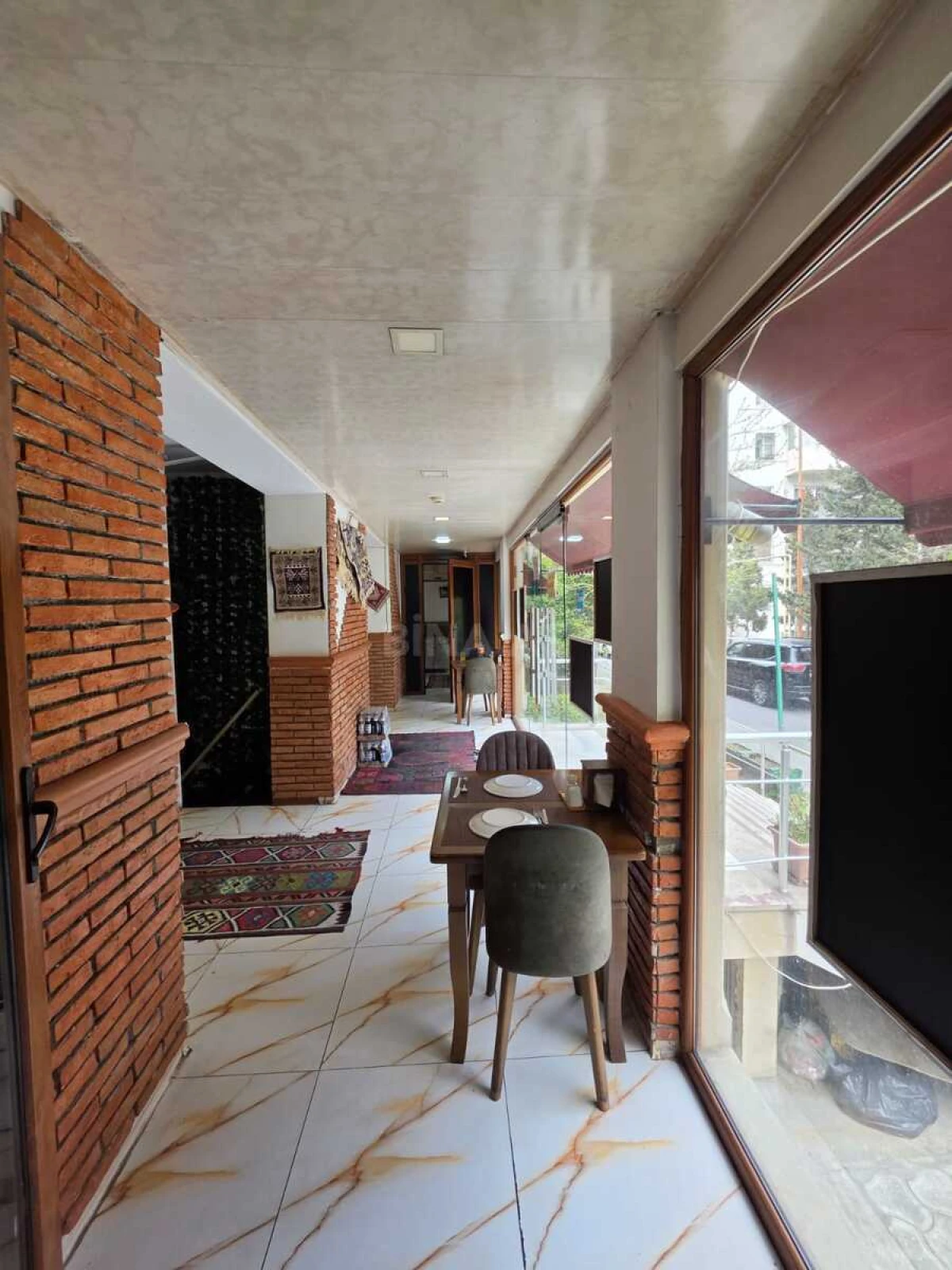 Kirayə verilir obyekt 155 m²