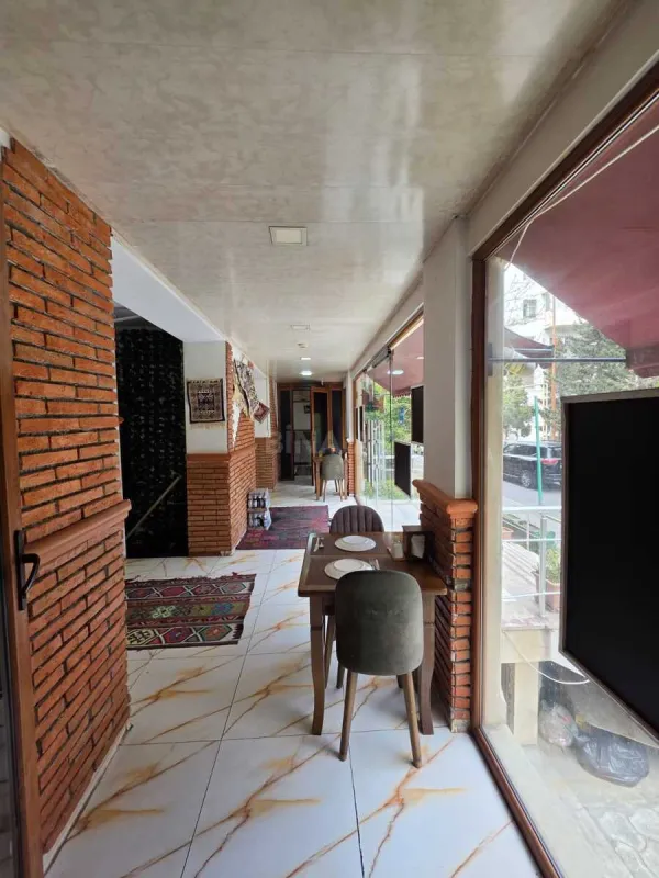 Kirayə verilir obyekt 155 m²