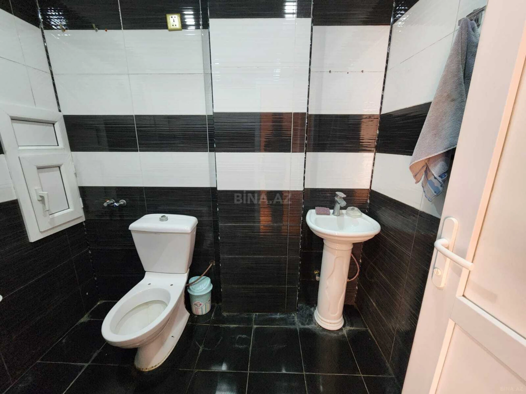 Satılır 2 otaqlı mənzil 43.5 m²