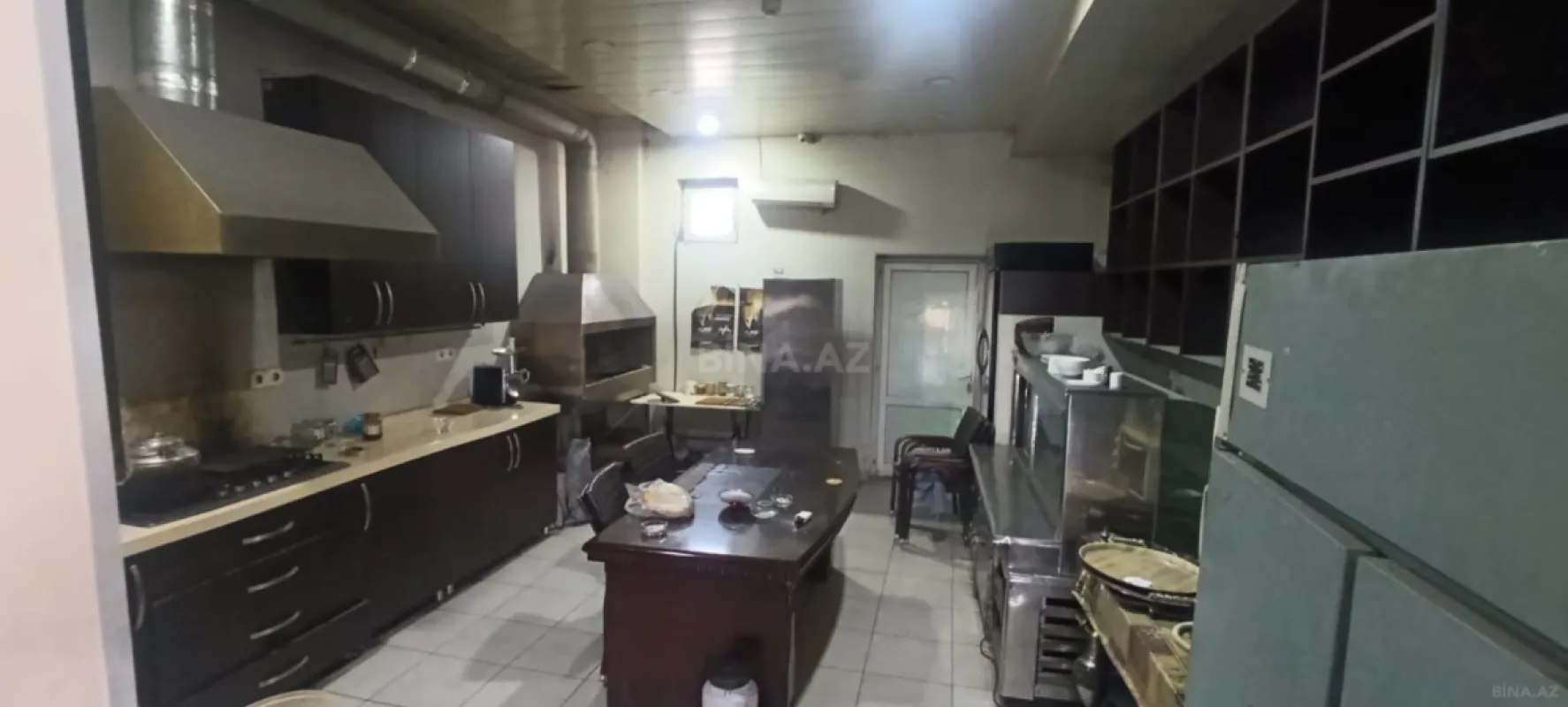 Satılır obyekt 600 m²