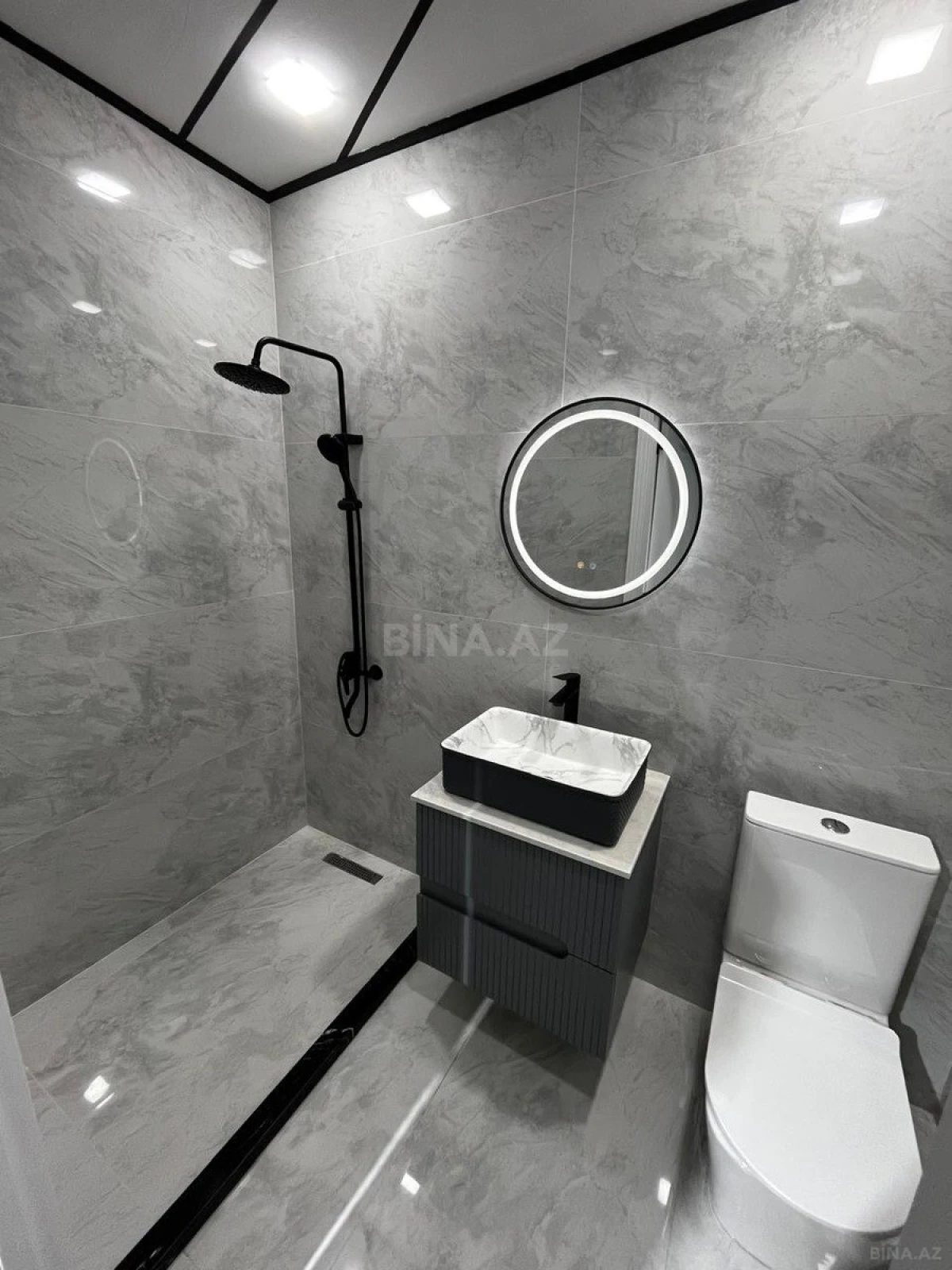 Satılır 2 otaqlı mənzil 55 m²