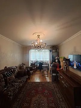 Satılır 4 otaqlı mənzil 90 m²