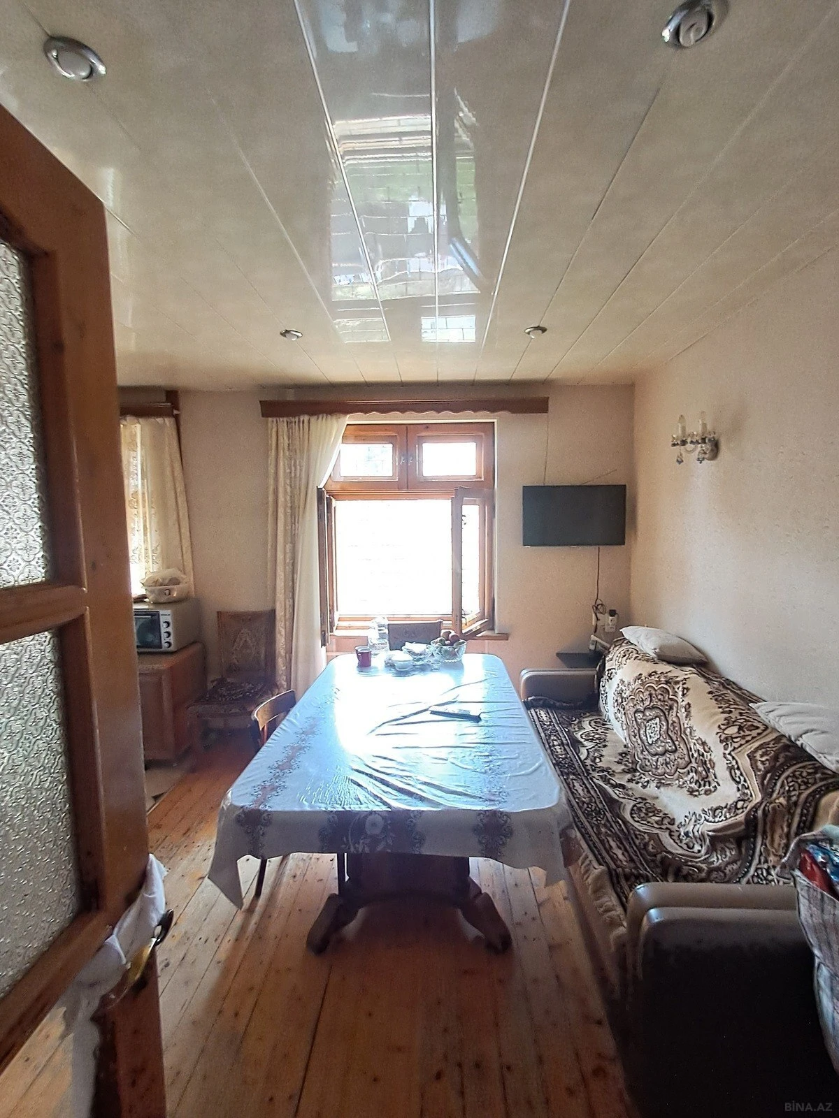 Satılır 4 otaqlı mənzil 90 m²