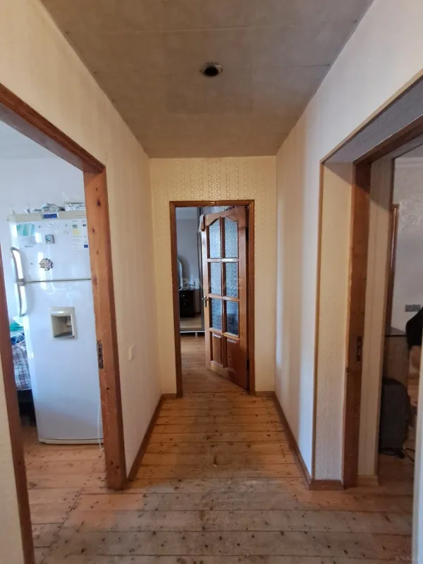 Satılır 4 otaqlı mənzil 90 m²