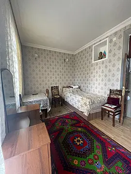 Satılır 5 otaqlı mənzil 160 m²