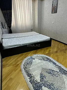 Kirayə verilir 2 otaqlı mənzil 75 m²