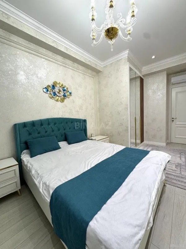 Kirayə verilir 3 otaqlı mənzil 110 m²