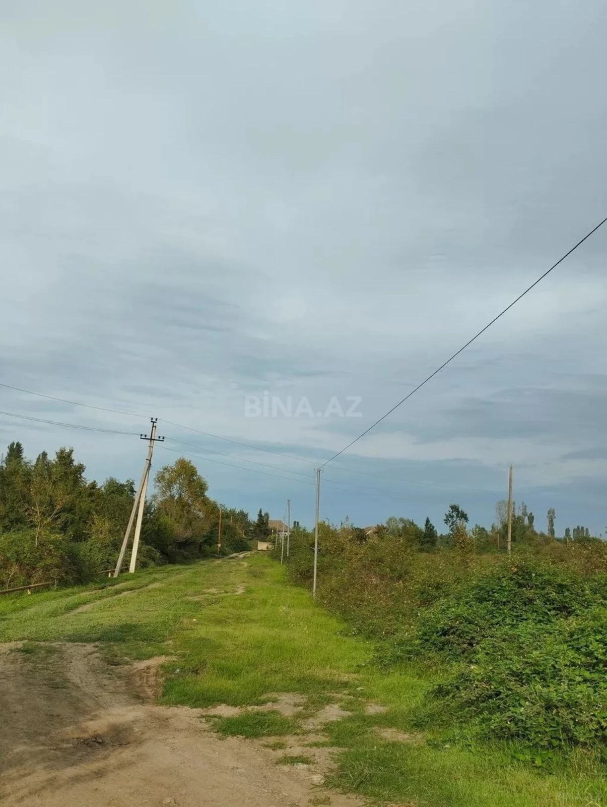 Satılır torpaq sahəsi 12 m²