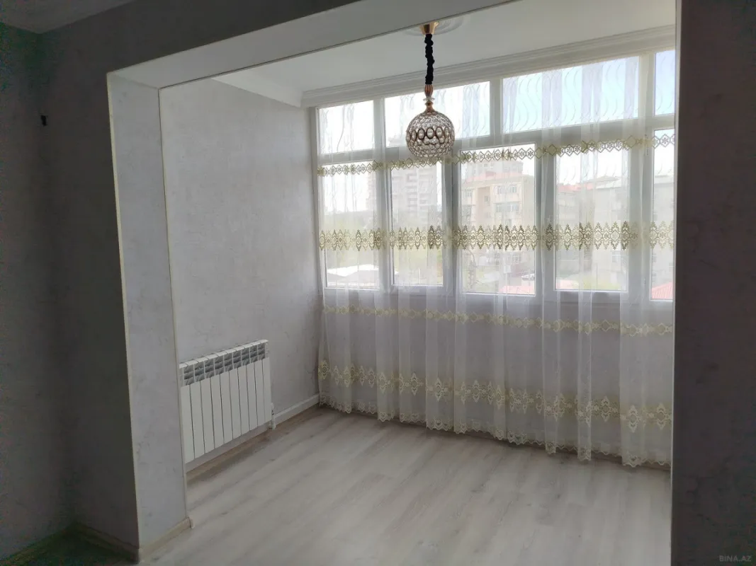 Satılır 3 otaqlı mənzil 76 m²