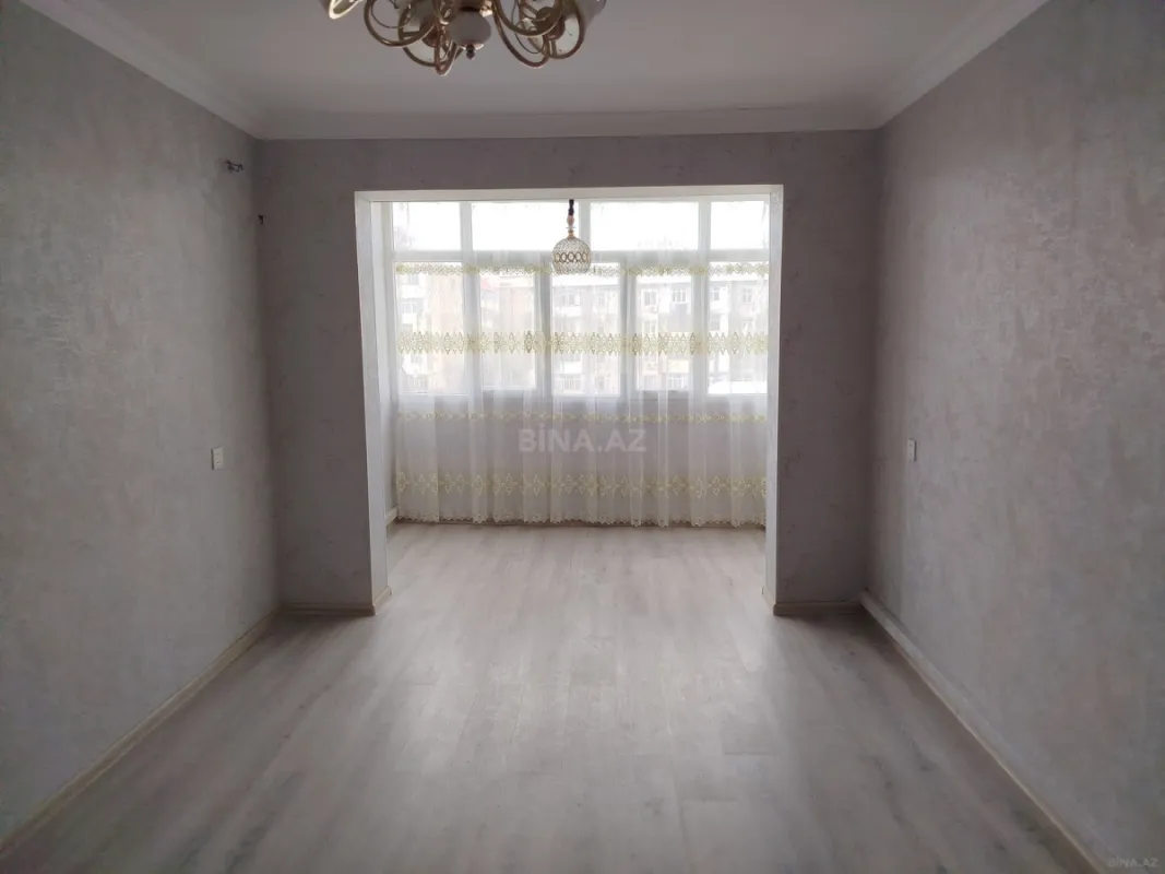 Satılır 3 otaqlı mənzil 76 m²