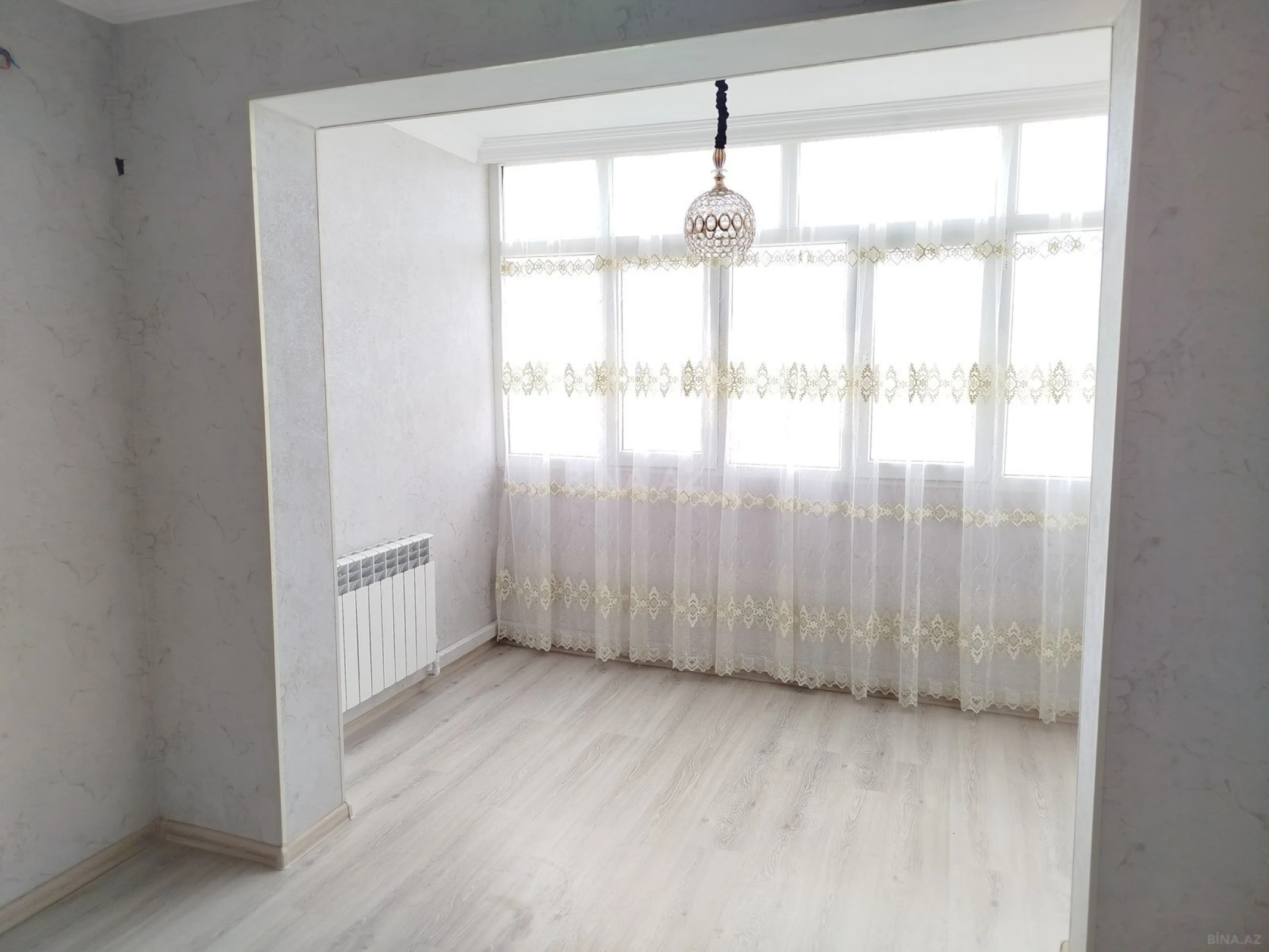 Satılır 3 otaqlı mənzil 76 m²