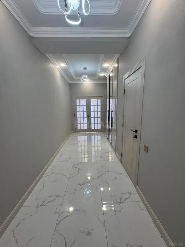 Kirayə verilir 3 otaqlı mənzil 130 m²