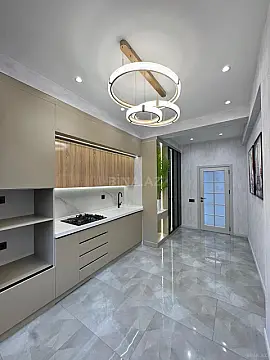 Satılır 2 otaqlı mənzil 85 m²