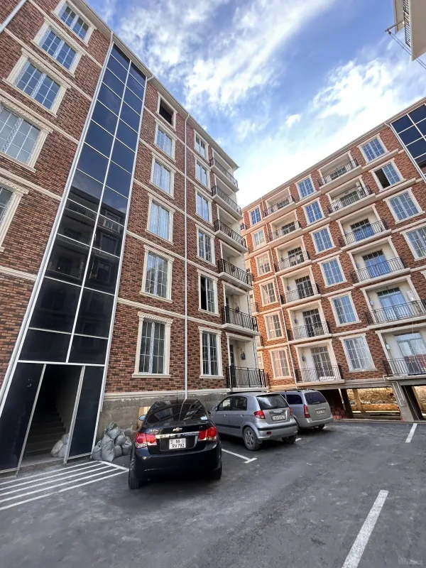 Satılır 2 otaqlı mənzil 63.9 m²