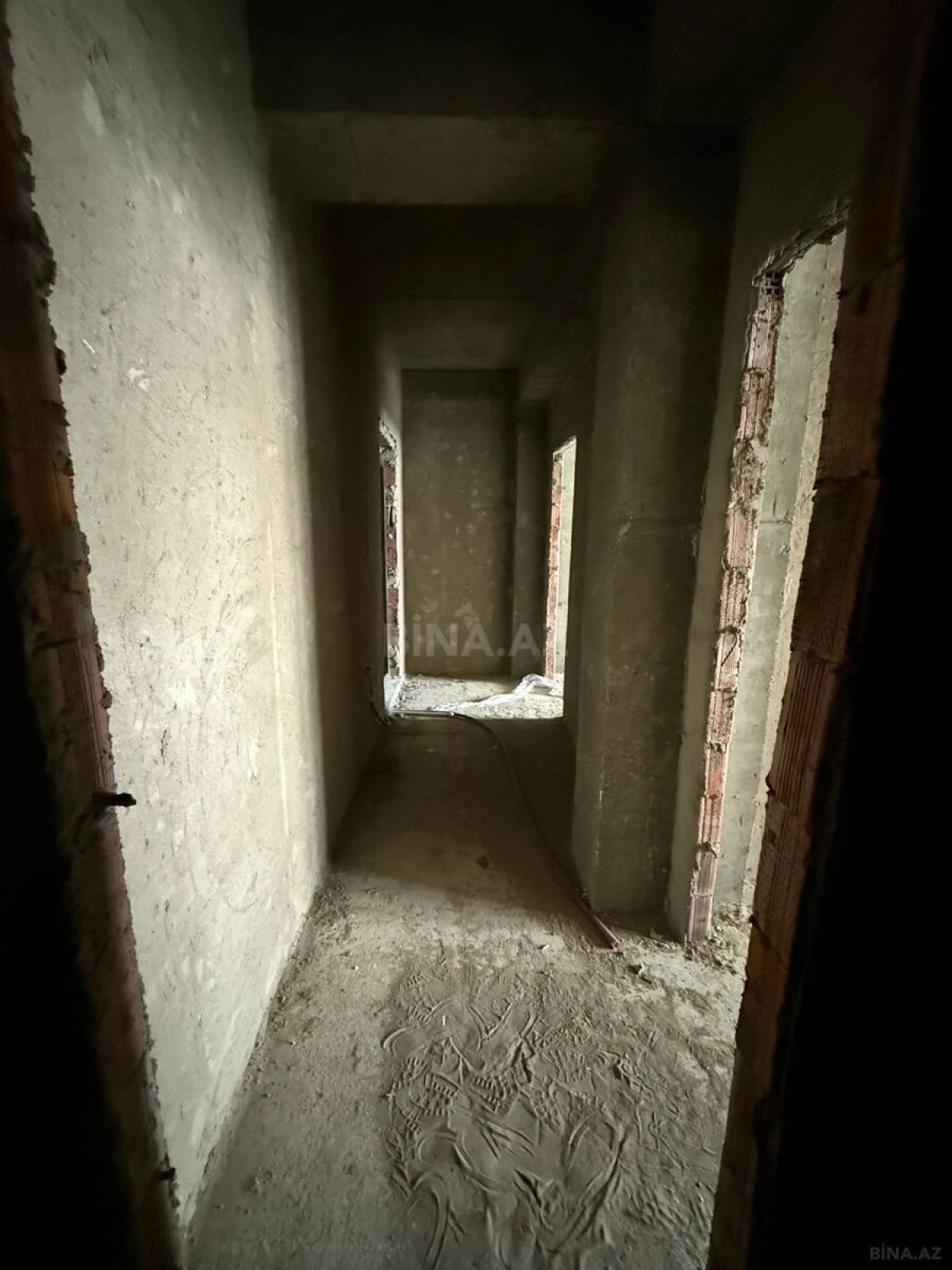 Satılır 2 otaqlı mənzil 60 m²