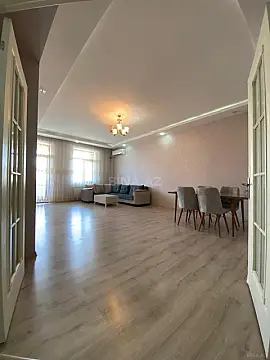 Kirayə verilir 3 otaqlı mənzil 150 m² — Bakı, İnşaatçılar 3 otaq 150.00 m²