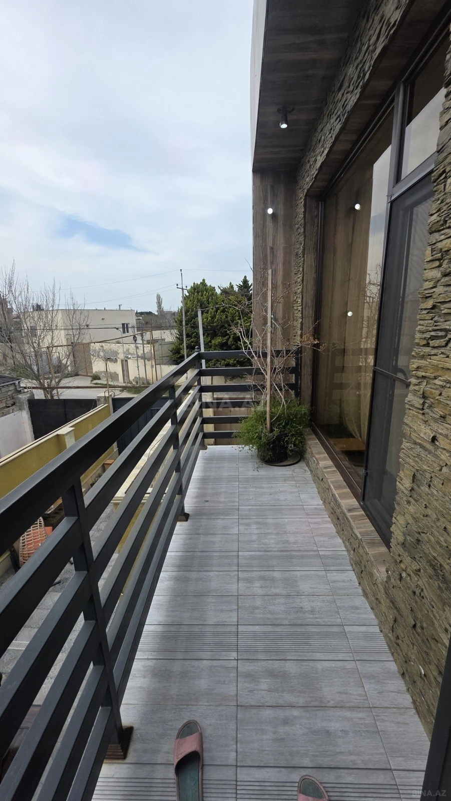 Satılır 6 otaqlı həyət evi 200 m²