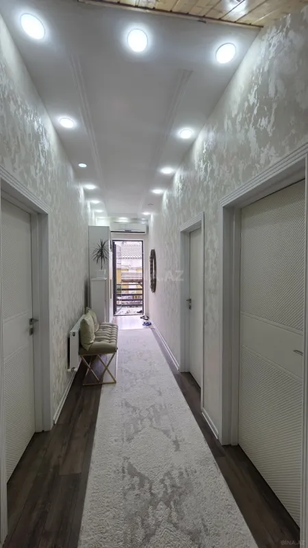 Satılır 6 otaqlı həyət evi 200 m²