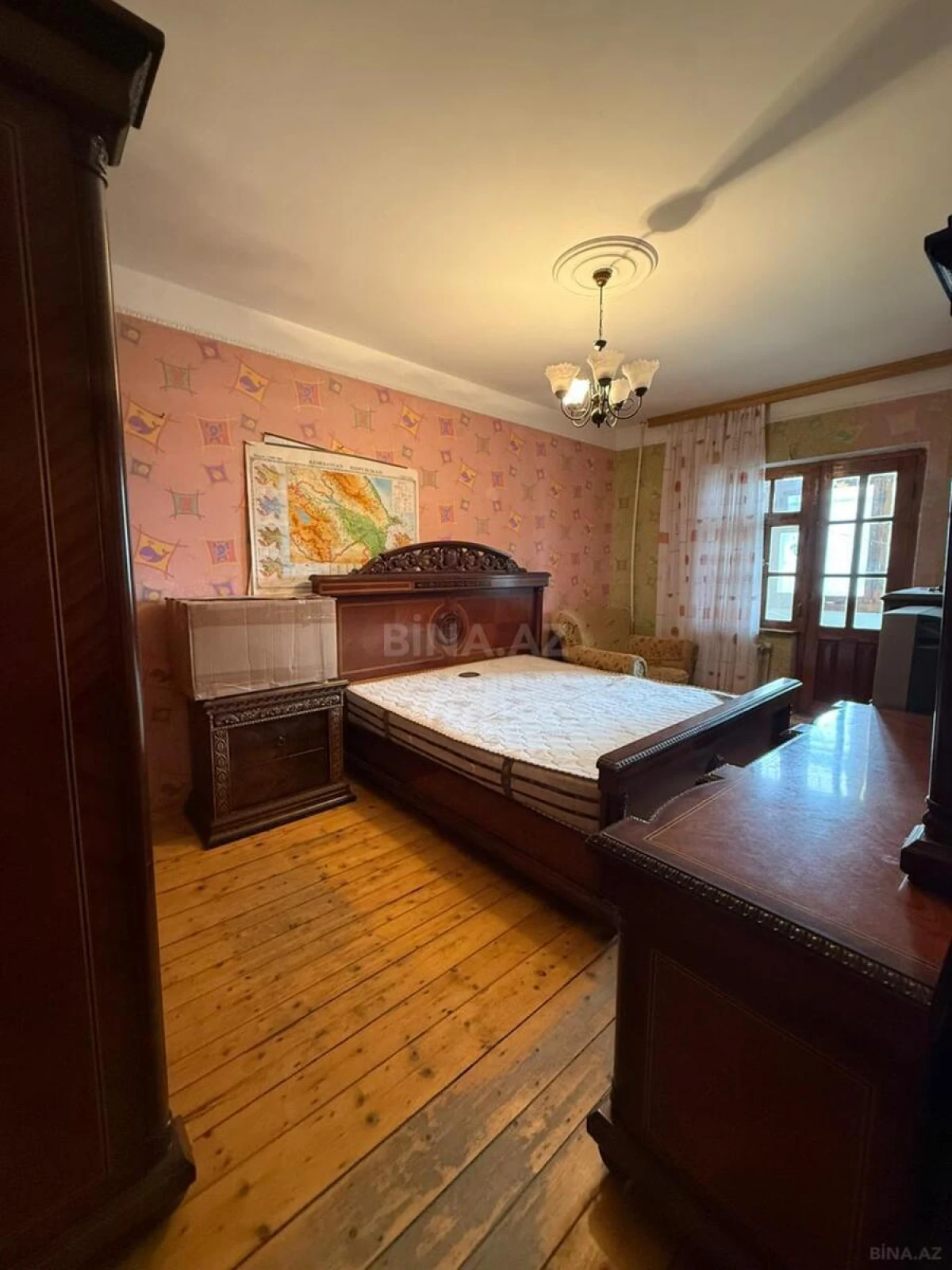 Satılır 4 otaqlı mənzil 100 m²