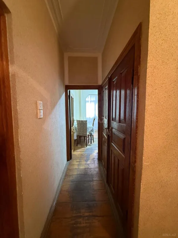 Satılır 4 otaqlı mənzil 100 m²