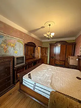 Satılır 4 otaqlı mənzil 100 m²