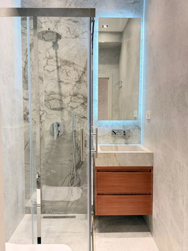 Satılır 2 otaqlı mənzil 76 m²