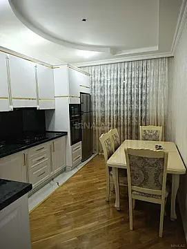 Satılır 3 otaqlı mənzil 120 m²