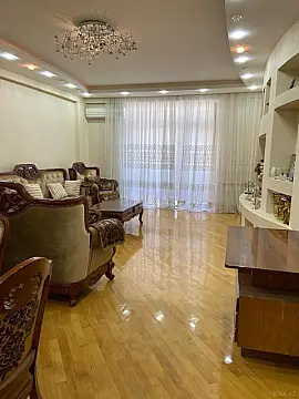 Satılır 4 otaqlı mənzil 221 m² — Bakı 4 otaq 221.00 m²