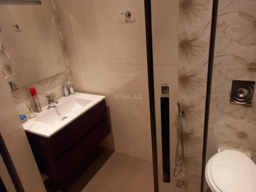 Satılır 6 otaqlı həyət evi 280 m²