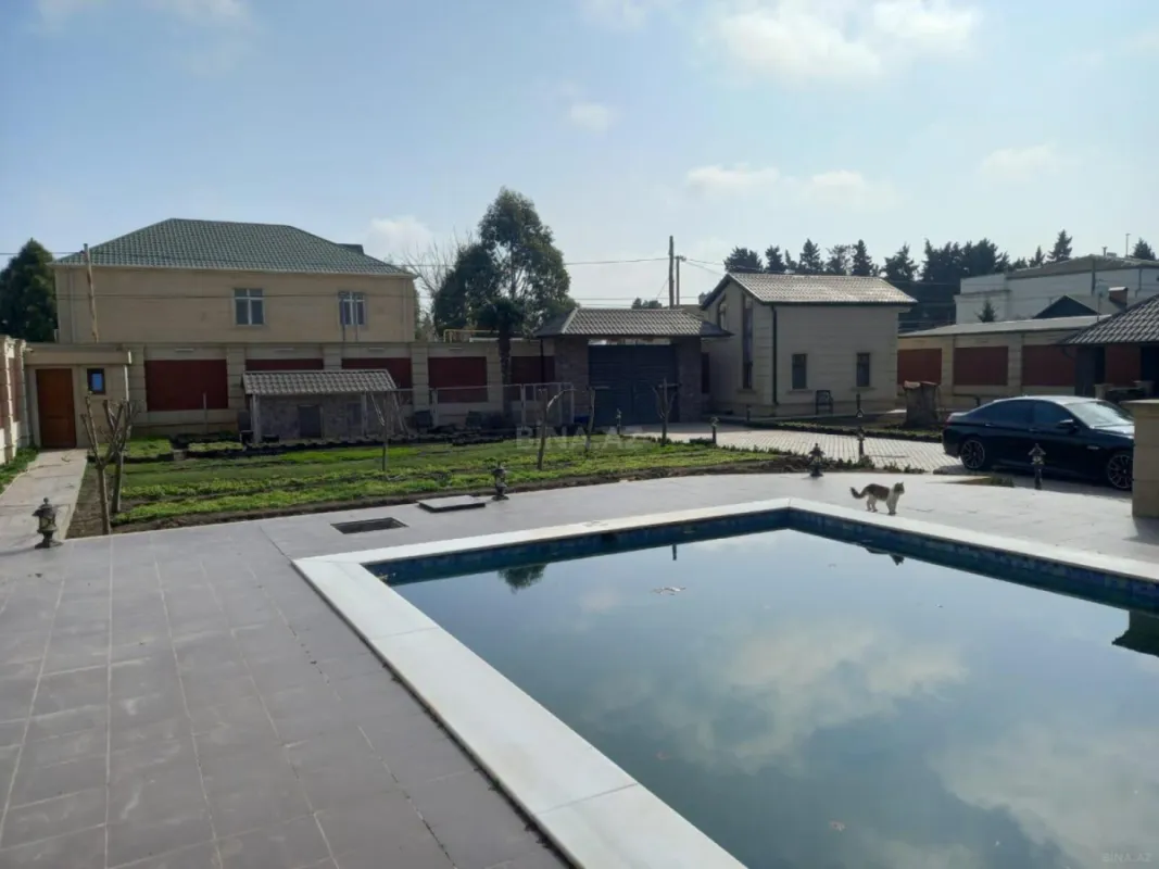 Satılır 6 otaqlı həyət evi 280 m²