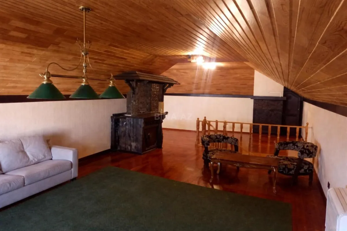 Satılır 6 otaqlı həyət evi 280 m²